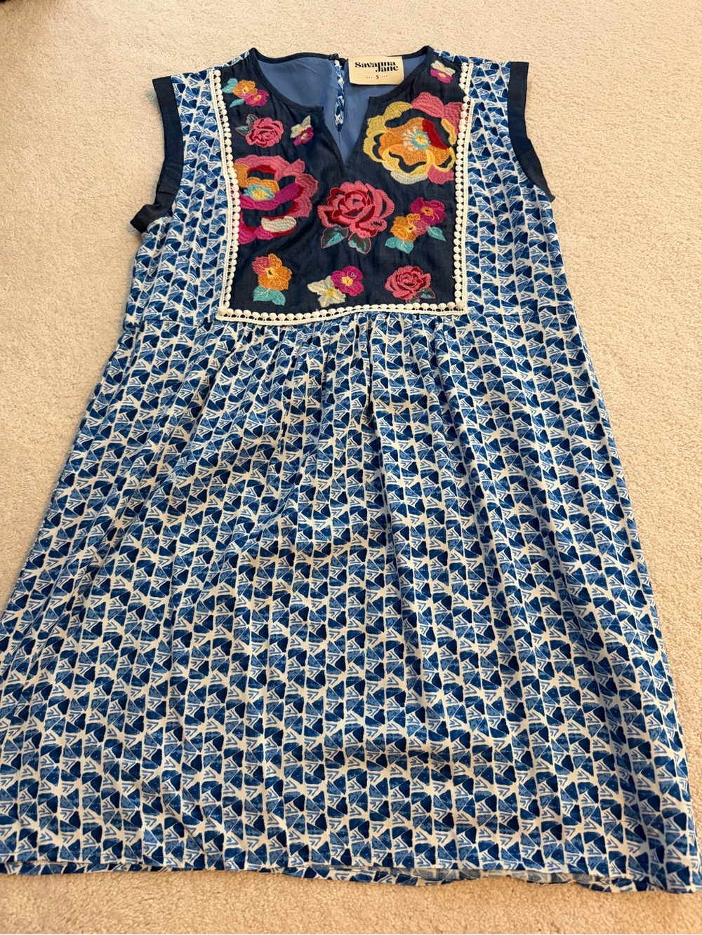 Savanna Jane Floral Embroidered Sleeveless Dress 💙